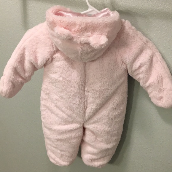 Baby girl hooded bunting - Picture 4 of 5